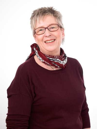 Hausarztpraxis Rheinstraße in Nastätten – Team – Martina Emmel Hausarztpraxis Rheinstraße in Nastätten - Team - Martina Emmel