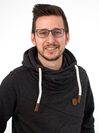 Hausarztpraxis Rheinstraße in Nastätten – Team – Simon Schmitt Hausarztpraxis Rheinstraße in Nastätten - Team - Simon Schmitt