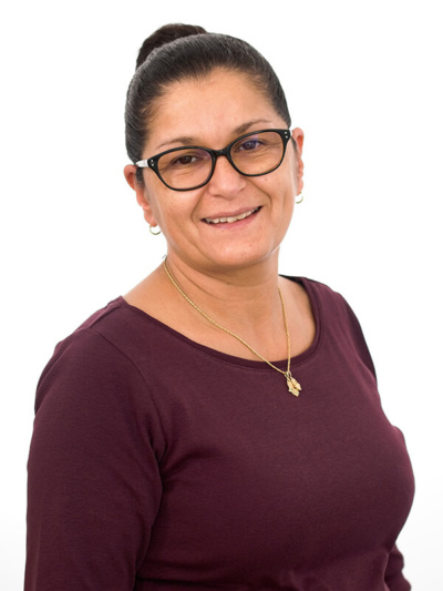 Hausarztpraxis Rheinstraße in Nastätten – Team – Zohra Szewczyk Hausarztpraxis Rheinstraße in Nastätten - Team - Zohra Szewczyk