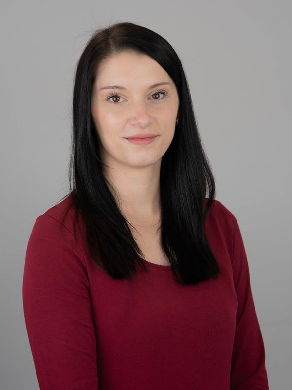 Hausarztpraxis Rheinstraße in Nastätten – Team – Carolin Lui Hausarztpraxis Rheinstraße in Nastätten - Team - Carolin Lui